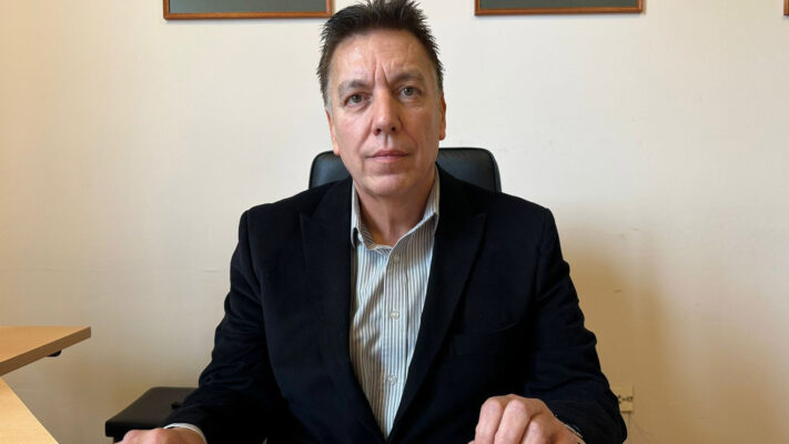 Adrián Maderna, Municipalidad de Trelew, SERGIO SARDÁ