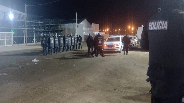 achernar, Protesta, puerto madryn, STIA, trabajadores