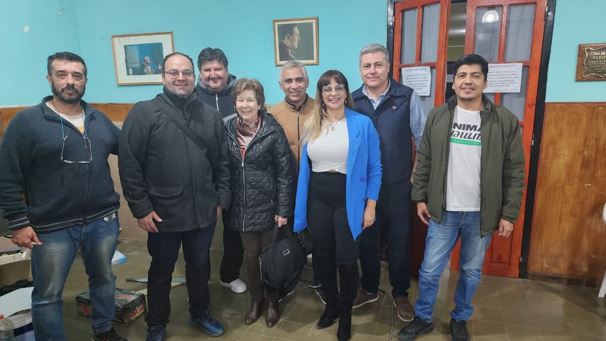 Lorena Alcalá va por un lugar en Diputados