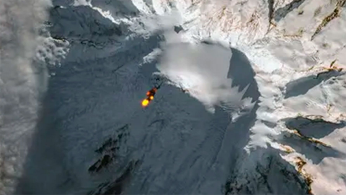 Un satélite captó la erupción de un volcán en la Antártida