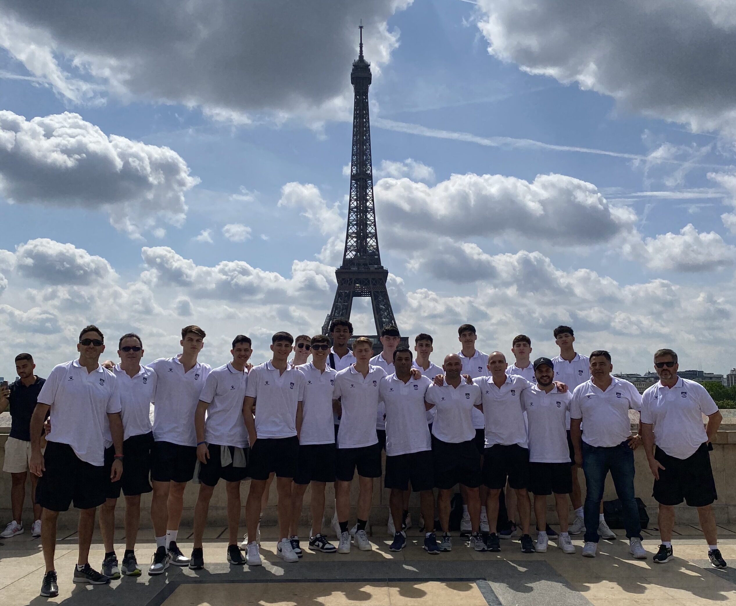 Con el chubutense Sapochnik en el Cuerpo Técnico, Argentina U19 se alista para el Mundial