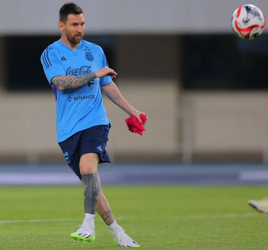 «La Scalonetta» inició los entrenamientos en China con Messi a la cabeza
