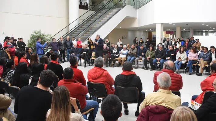 Fuerte rechazo al traspaso de represas neuquinas a ENARSA