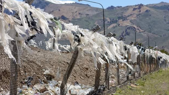 Contaminación en Esquel: Abogado acusa de irresponsable a Ongarato