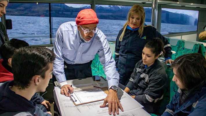 Una tormenta en el Canal Beagle impidió llegar hasta los restos del «Titanic argentino»