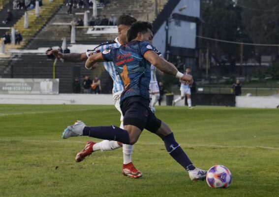 futbol, Guillermo Brown, Primera Nacional, }