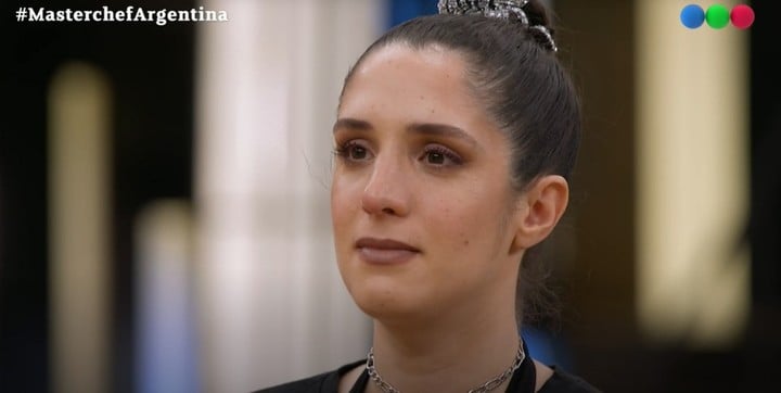 Daniela quedó afuera de Masterchef al no poder superar la prueba de los macarons