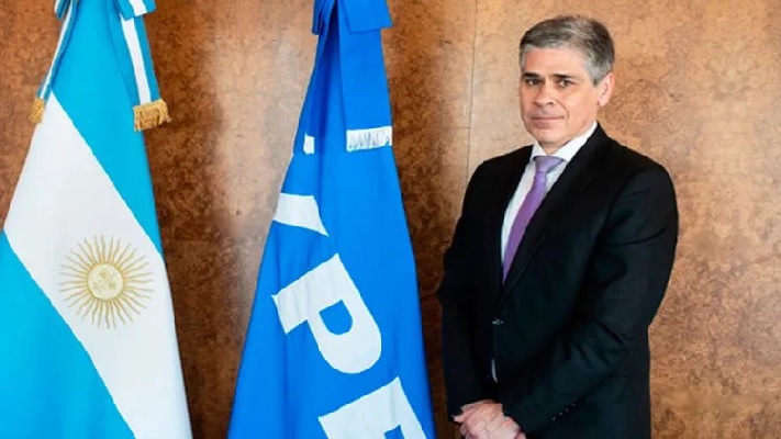 El presidente de YPF defenderá en Diputados un proyecto de Alberto y Massa