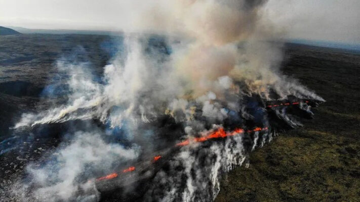 Etiquetas: erupción volcánica, Islandia, volcán