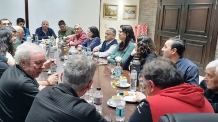 calafate, elecciones, reunión, Santa Cruz, Unión por la Patria