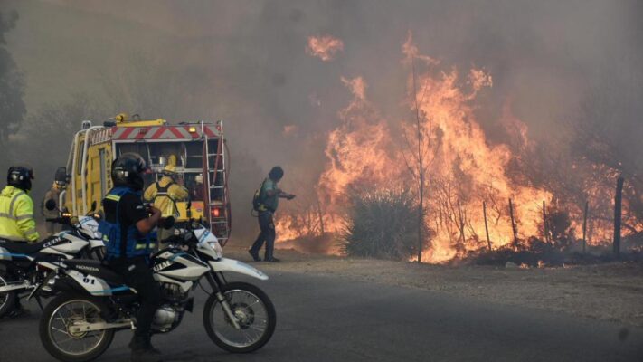 Lograron contener incendios en San Luis pero quedan focos en las sierras centrales