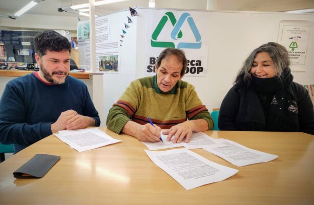 bibliotecas, convenio, Madryn, servicoop