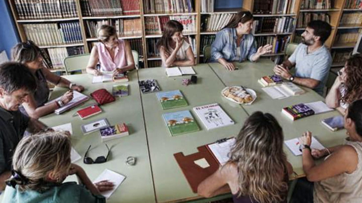 Nuevo club de lectura en la biblioteca popular San Martín