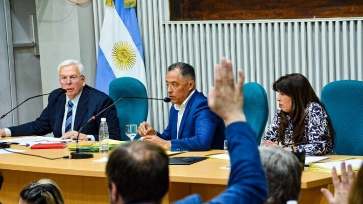 Diputados fijó por ley la fecha de pago a jubilados santacruceños