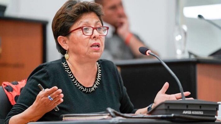 Viviana Navarro teme un destrato de Torres hacia Comodoro