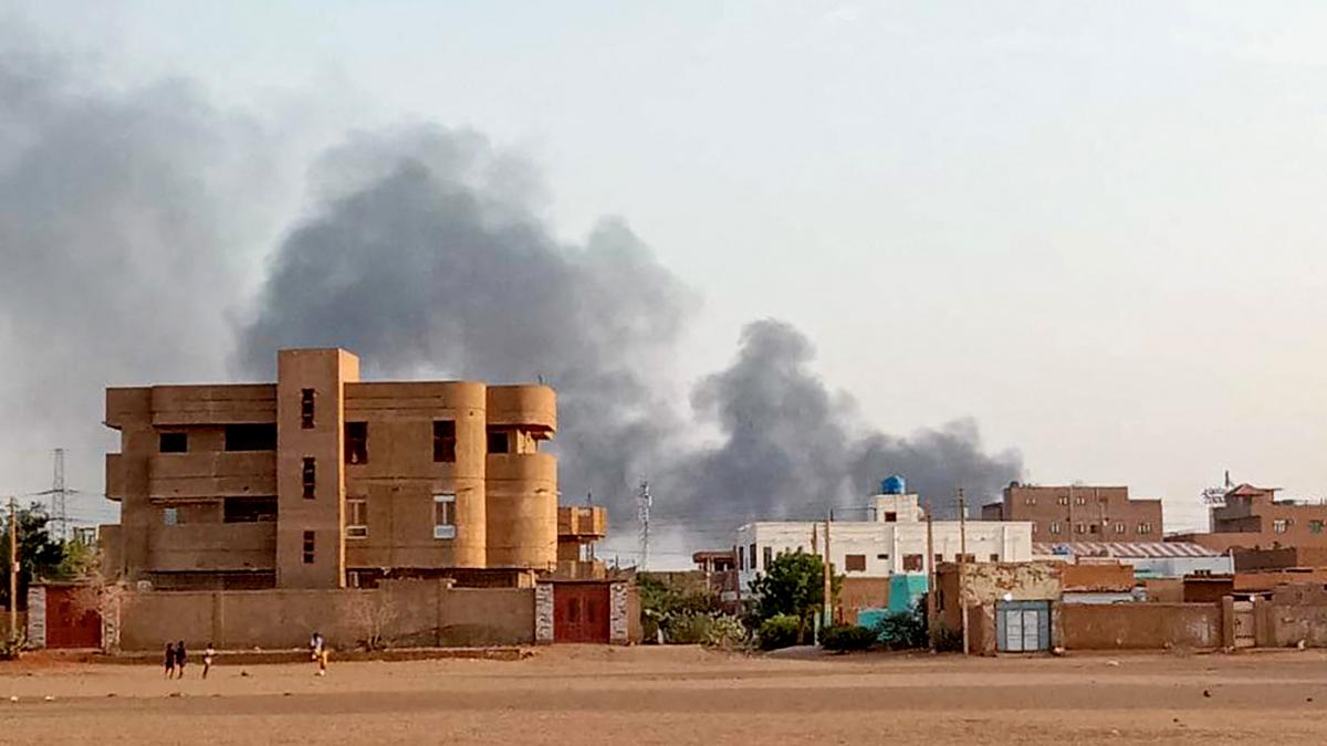 Al menos 30 muertos en ataques aéreos del Ejército de Sudán a la capital Jartum