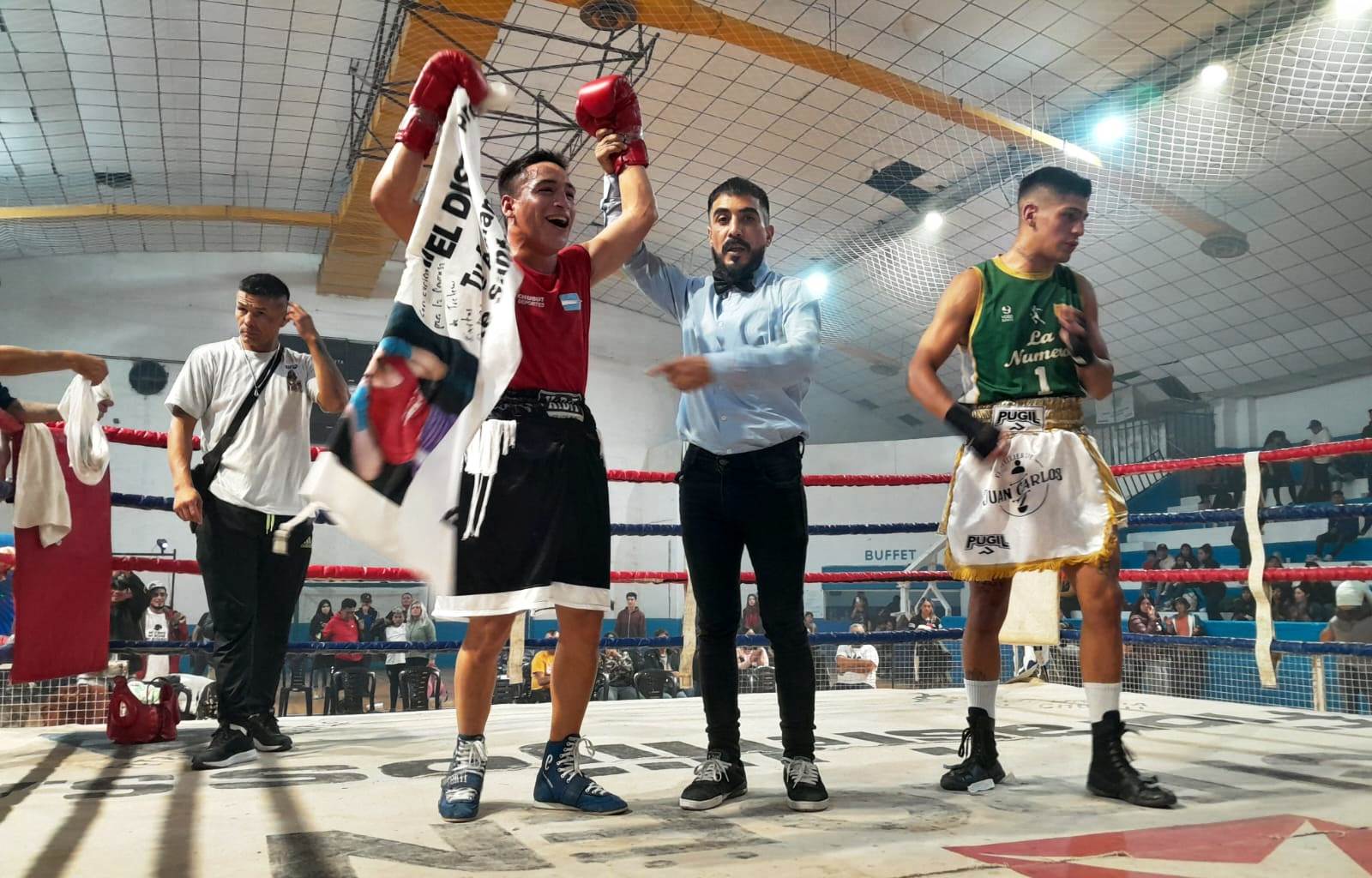 Viernes de box en Trelew: Vivanco y Navarro protagonizan el combate de fondo