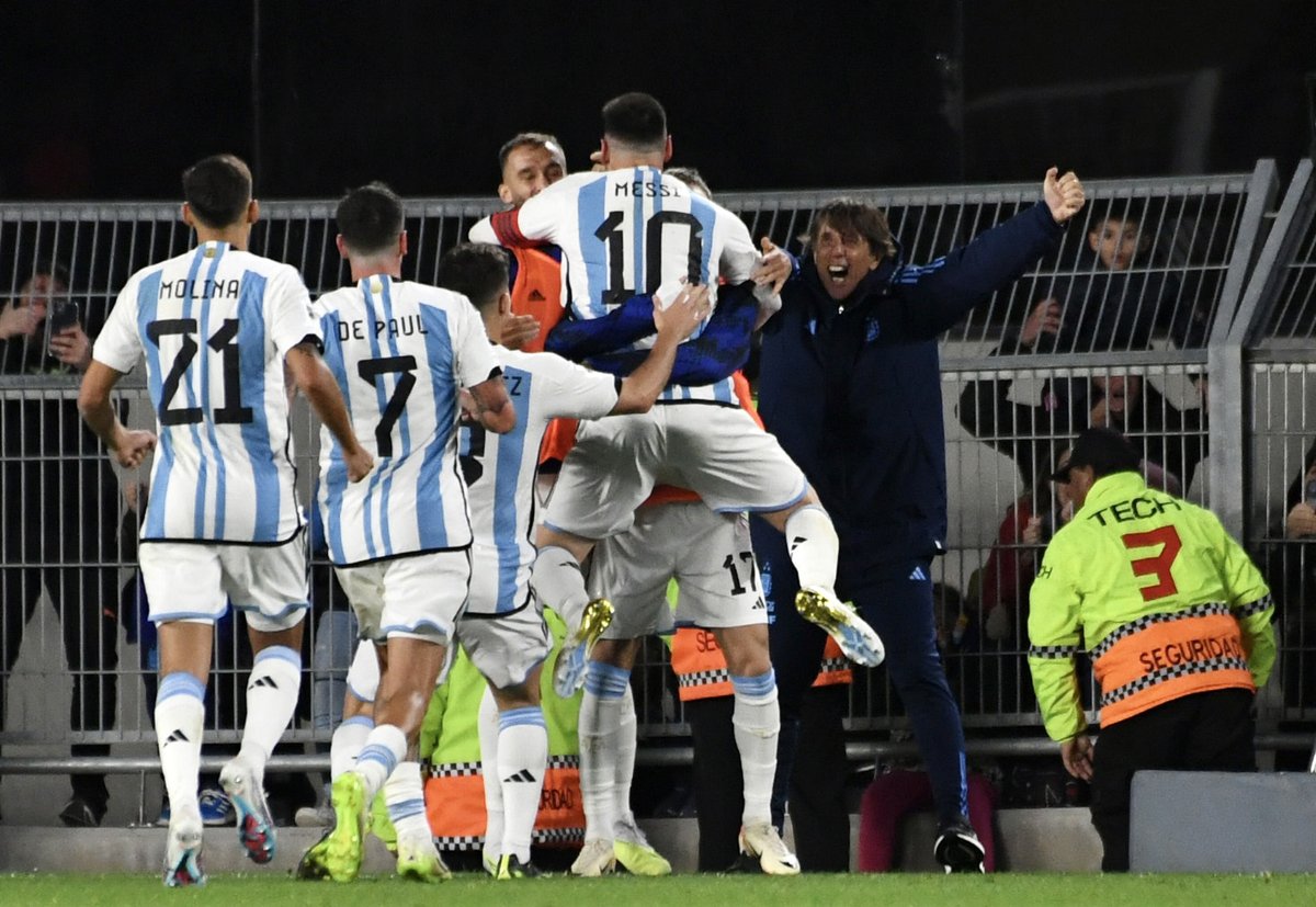 Argentina continúa liderando el ranking FIFA tras el triunfo en el «Maracaná»