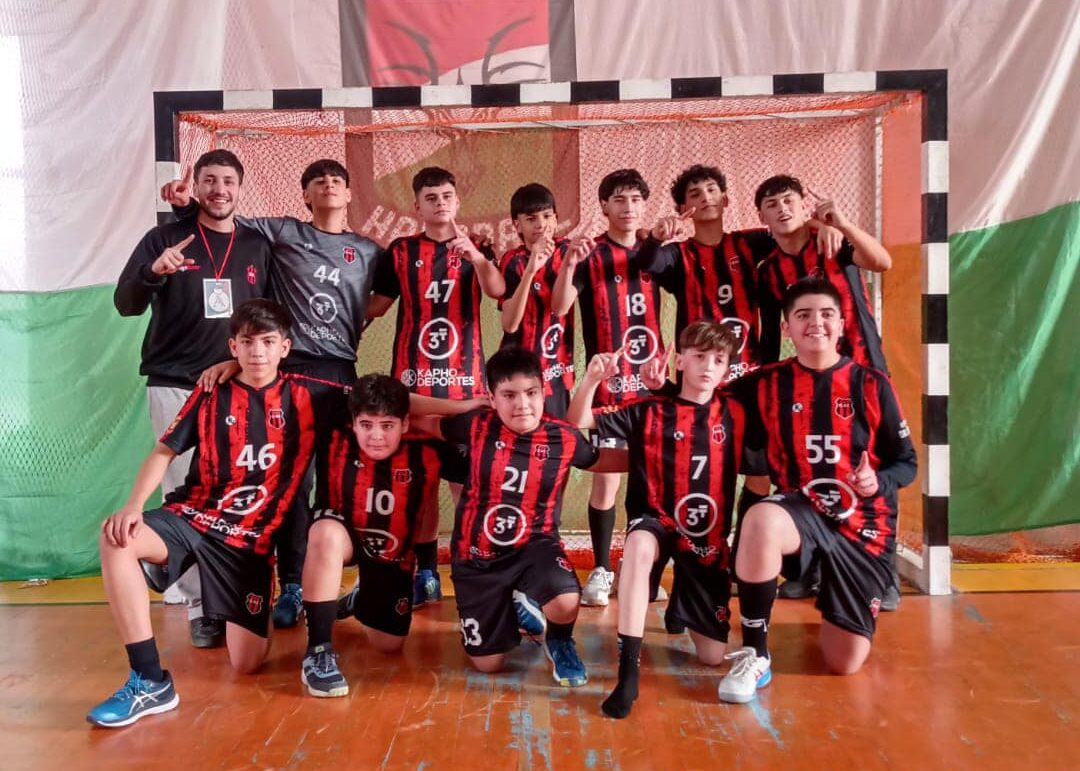 Municipal El Bolsón e Independiente de Trelew campeones del Provincial de Menores de Handball