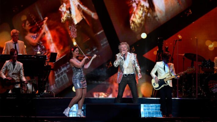 Rod Stewart en GEBA con brillo, glamour y grandes éxitos