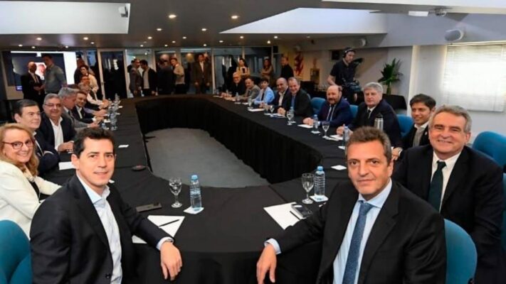 CFI, Gobernadores, plan de obras, Sergio Massa