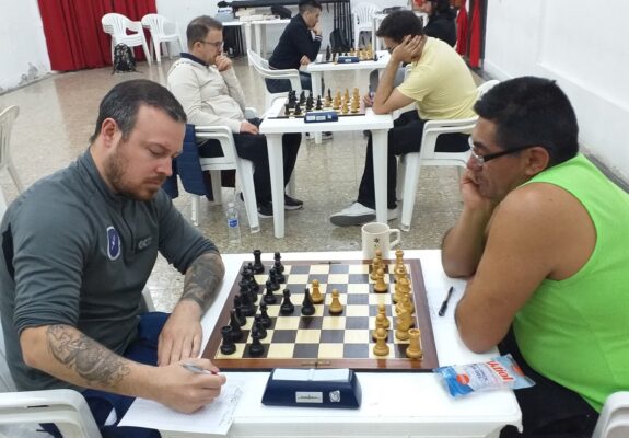 Marcos Pirola se coronó como campeón del Torneo de Primera de Rawson