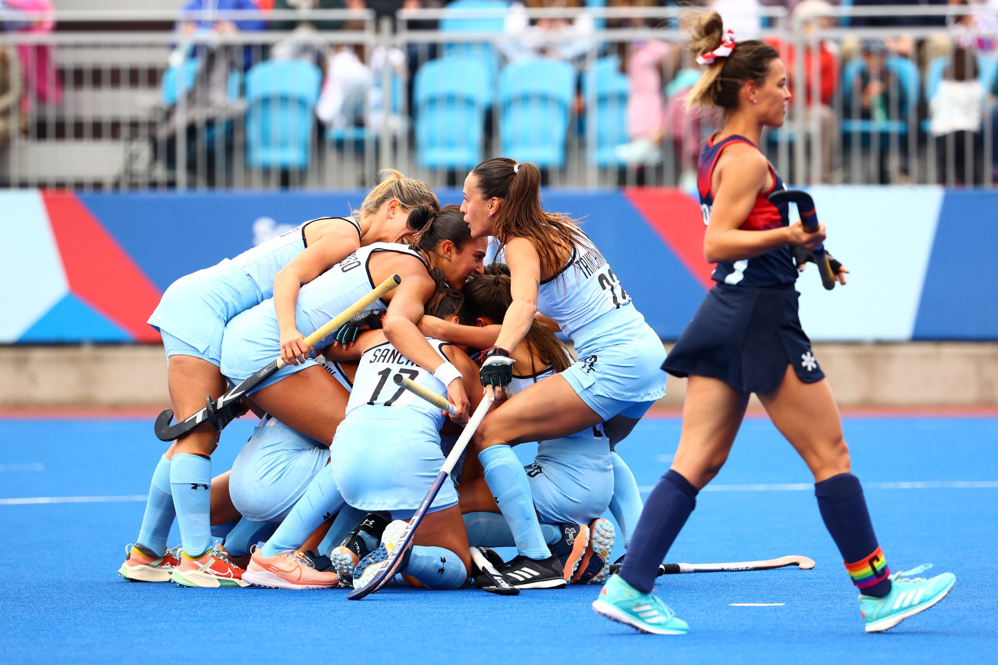 Argentina va por el oro en Hockey Femenino