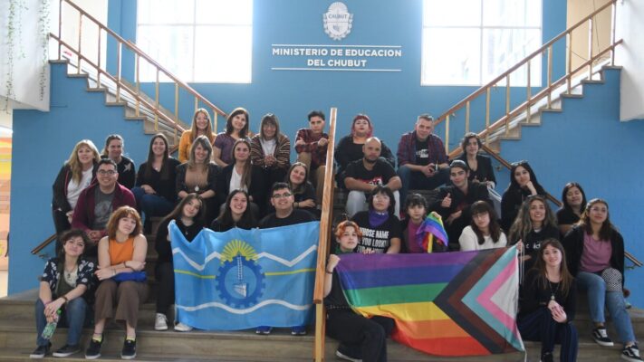 Estudiantes de la Escuela 789 de Puerto Madryn participaron en Encuentro Nacional de Parlamento Juvenil del Mercosur