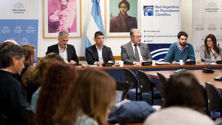 Referentes de los espacios políticos presentaron propuestas en ciencia y salud