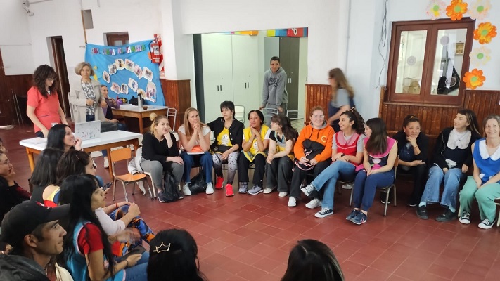 El Municipio de Trelew ofreció una charla gratuita a las familias de los jardines maternales