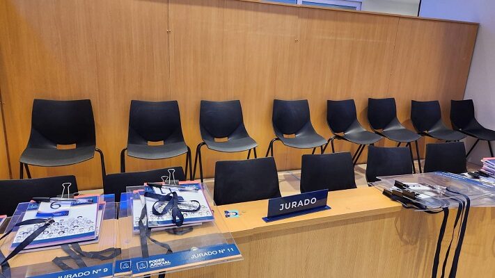 Etiquetas: JULIO, Jurados, JURISTAS, Madryn