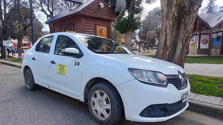 Otro golpe al bolsillo: Cuanto costarán los taxis y remises en Esquel desde el miércoles