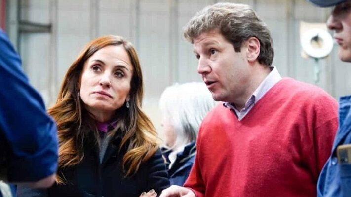 Gustavo Melella, VICTORIA TOLOSA PAZ