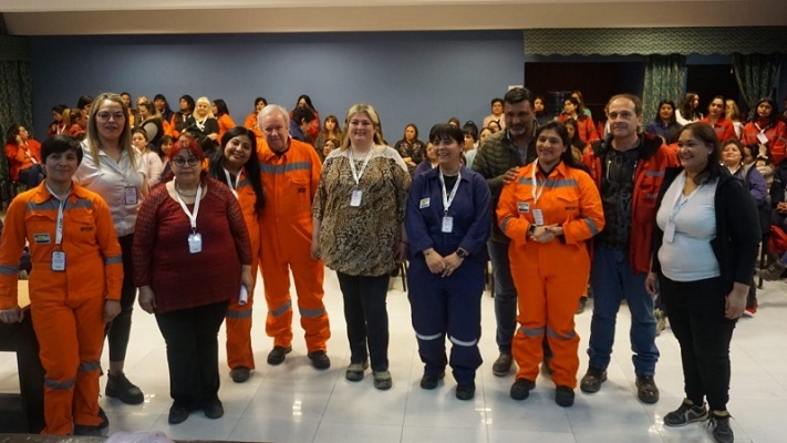 Histórico: Mujeres trabajarán dentro de la mina de carbón de YCRT