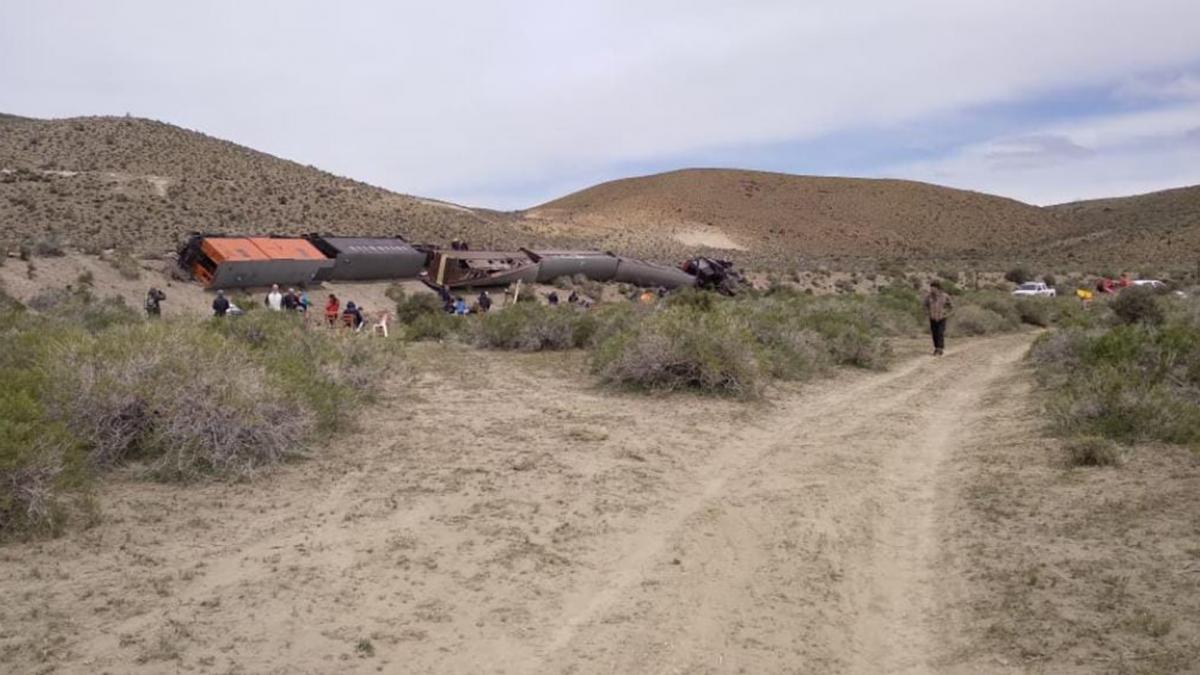 Cuatro lesionados al descarrilar La Trochita