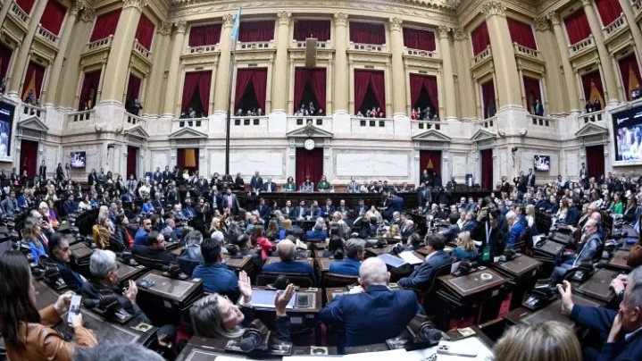 La Asamblea Legislativa convalidó a las fórmulas que participarán del balotaje