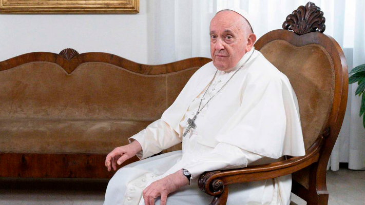 El Papa llamó a «desmasculinizar» la Iglesia y pidió más presencia femenina