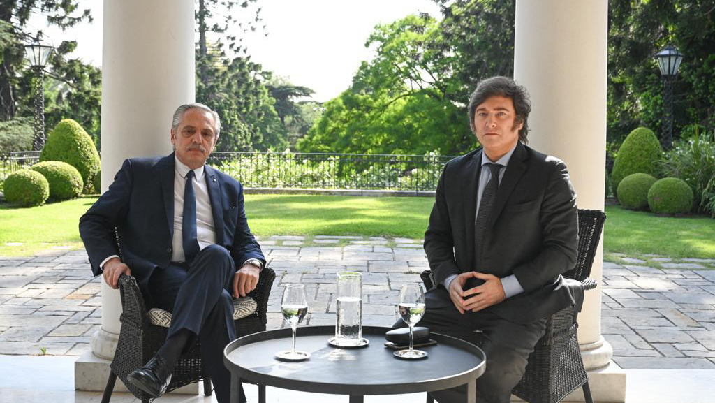 Javier Milei se reunió con Alberto Fernández en la residencia de Olivos