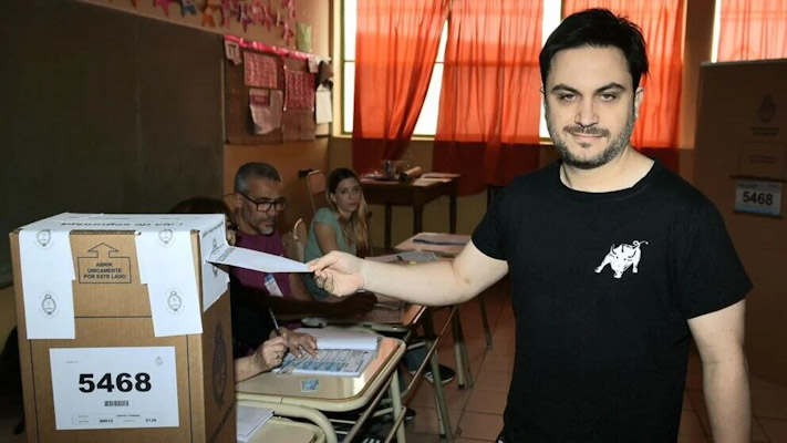 Votó Ramiro Marra