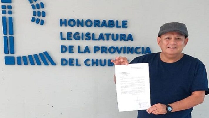 bono fin de año, gobierno, Ignacio Torres, Ricardo Sastre