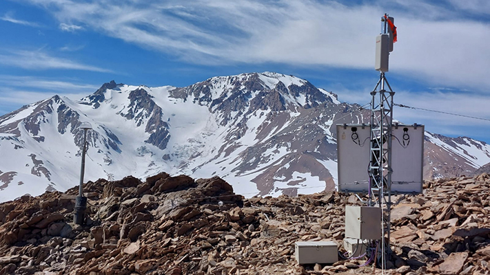 Instalaron un nuevo sistema de control en volcán de Neuquén