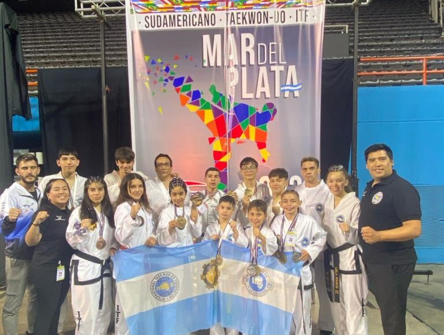 La Escuela de Taekwondo Austral cumplió con una gran cosecha en el Sudamericano