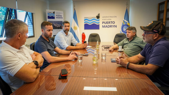 Buscan potenciar la exportación lanera a través del Muelle Storni