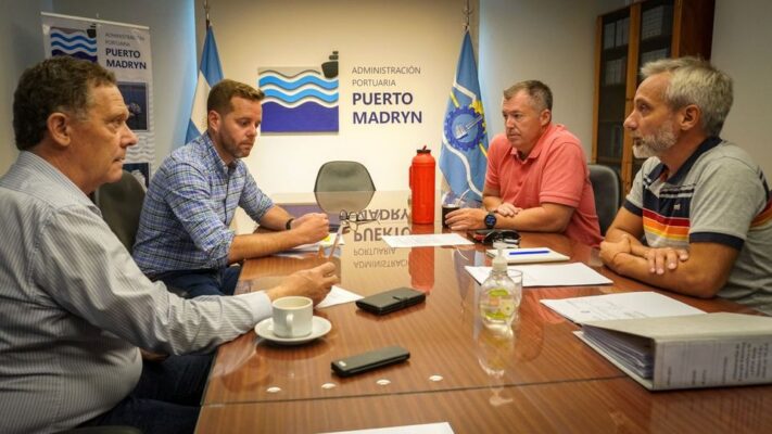 Diego Pérez se reunió con directores para potenciar la competitividad del puerto