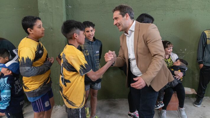 Etiquetas: la floresta, Luque, obras