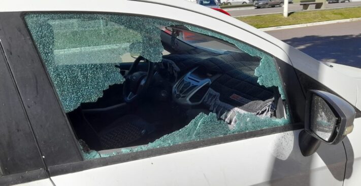 detenido, Madryn, RAMBLA, VIDRIO