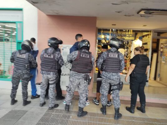 Etiquetas: acoso, denuncia, Detenidos, Madryn