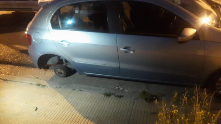 auto, Comodoro Rivadavia, policía, ruedas