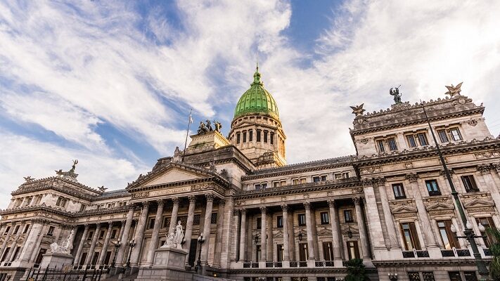 Cámara de Diputados, Cámara de Senadores, Congreso, LEY "BASES", Poder Ejecutivo