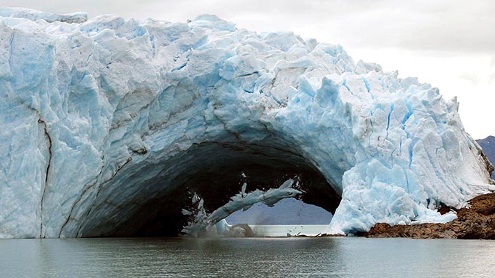Monitorean el retroceso del glaciar Perito Moreno
